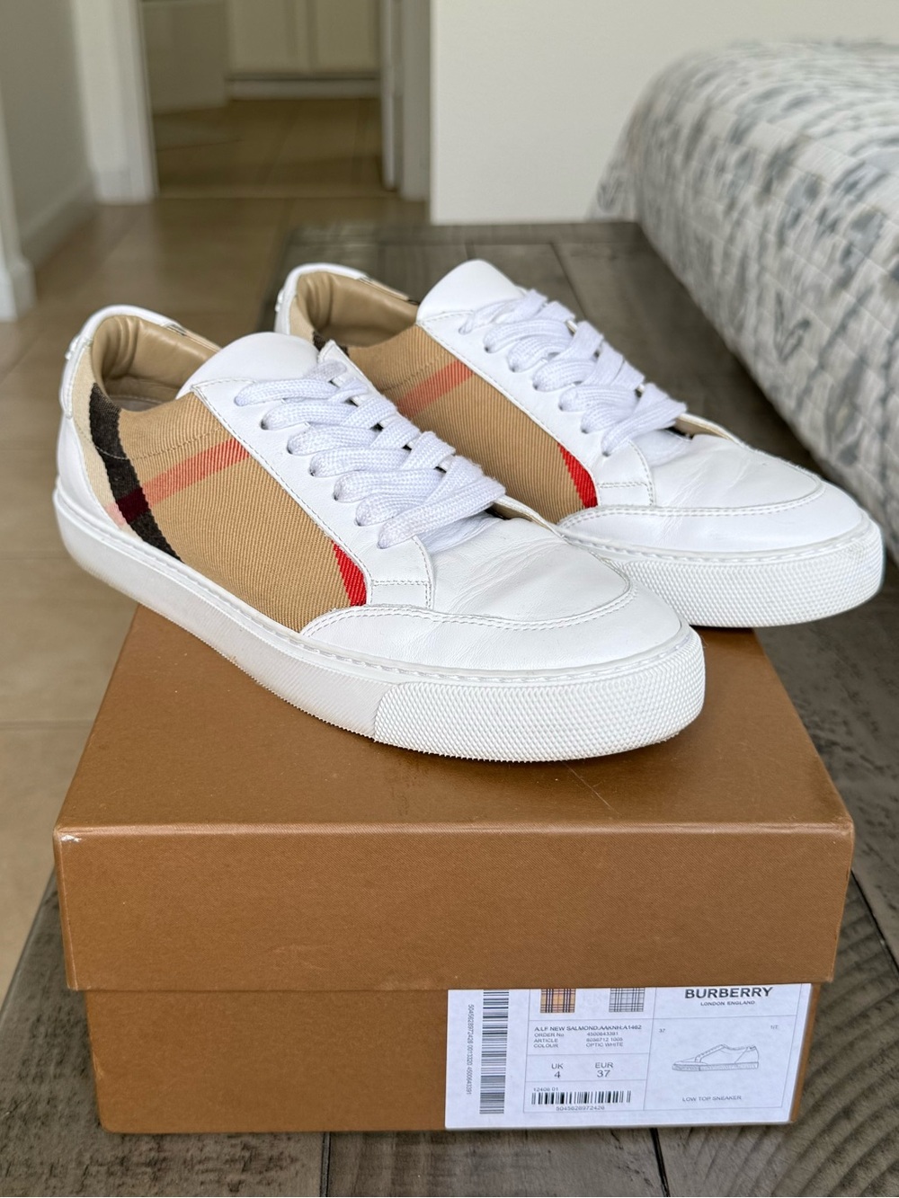 Burberry Salmond Check Low Top Sneakers